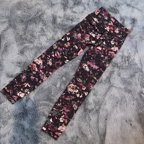 LULULEMON - Picture 5 of 8